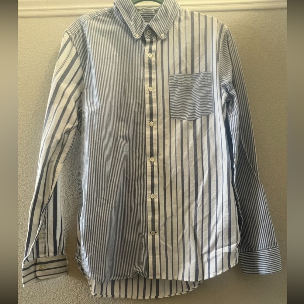 Mens shirt size M different patterns